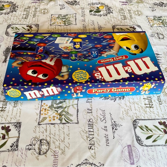 Vintage 1999 M & M’s Party Board Game - Picture 5 of 11